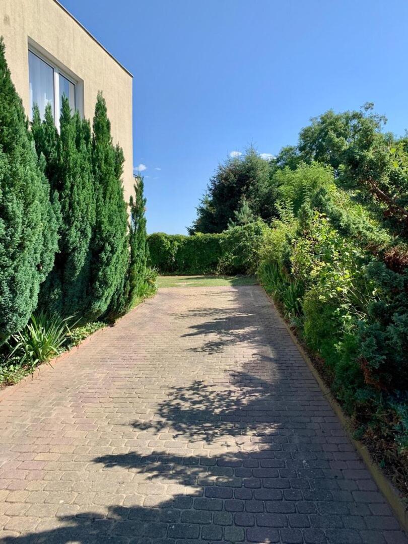 Dom Winnica 4 Z Ogrodem I Parkingiem Ac Progres Сasa de vacaciones *